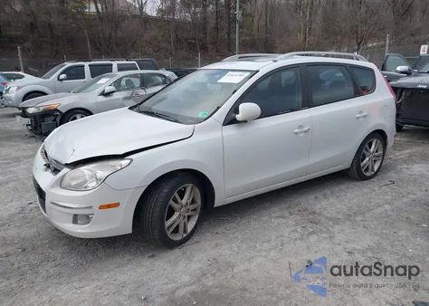 2011 Hyundai Elantra Touring Se z USA, uszkodzony, nr VIN KMHDC8AE1BU097198